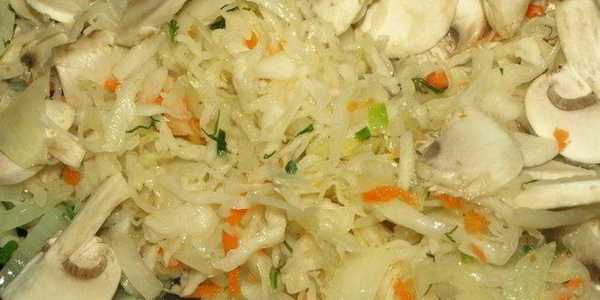 Рецепт постных щей из квашеной капусты с шампиньонами