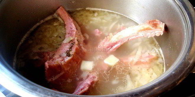 Рецепт шотландского лукового супа с копченой свининой