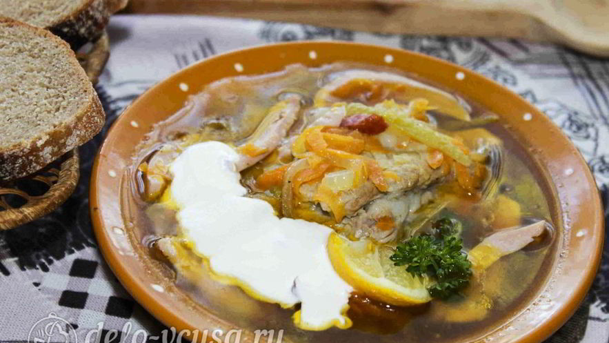 Рецепт мясной солянки с колбасами