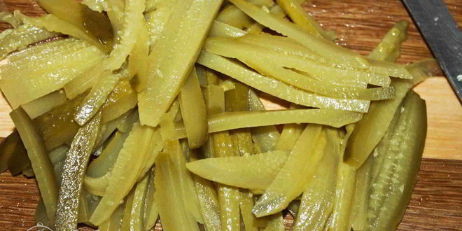 Рецепт мясной солянки с колбасами