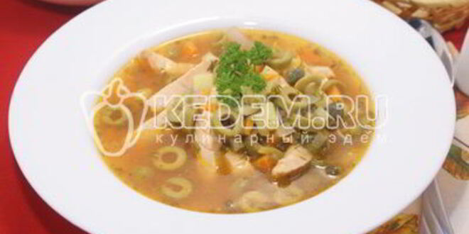 Рецепт рыбной солянки и семгой и оливками