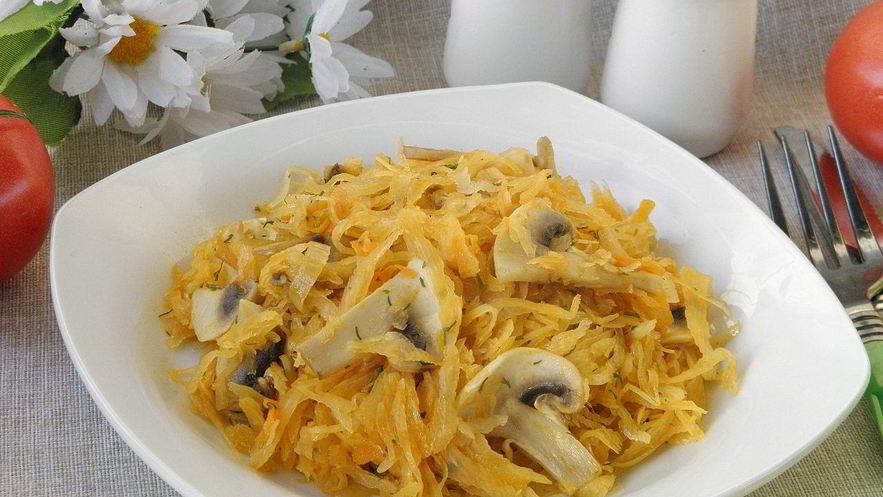 Рецепт солянки из свежей капусты с грибами