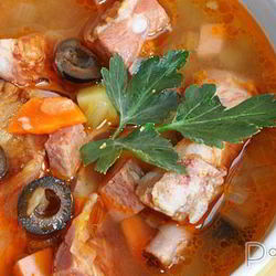 Рецепт Солянки с копчеными ребрами