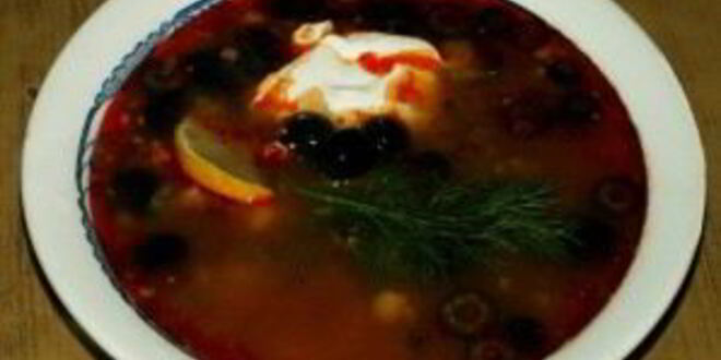 Рецепт солянки с копчеными ребрышками