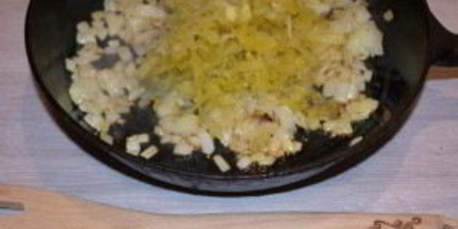 Рецепт солянки с курицей и колбасой