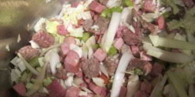 Рецепт солянки с оливками и колбасой