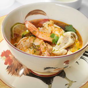 Рецепт Солянки с пастой том-ям и лимонной травой