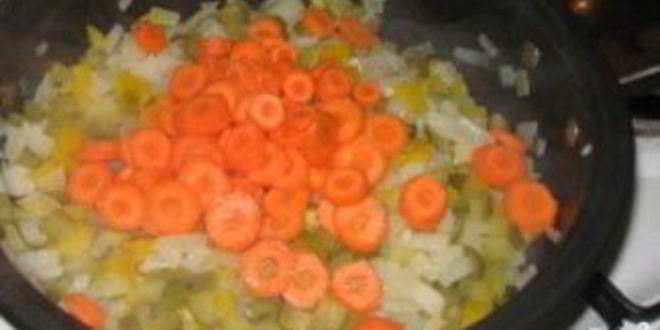 Рецепт солянки в горшочках