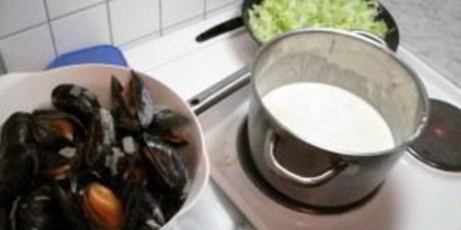 Рецепт супа из мидий со сливками