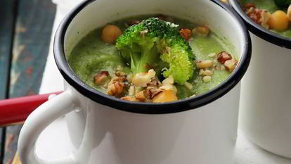 Рецепт Супа-пюре из брокколи с миндалем