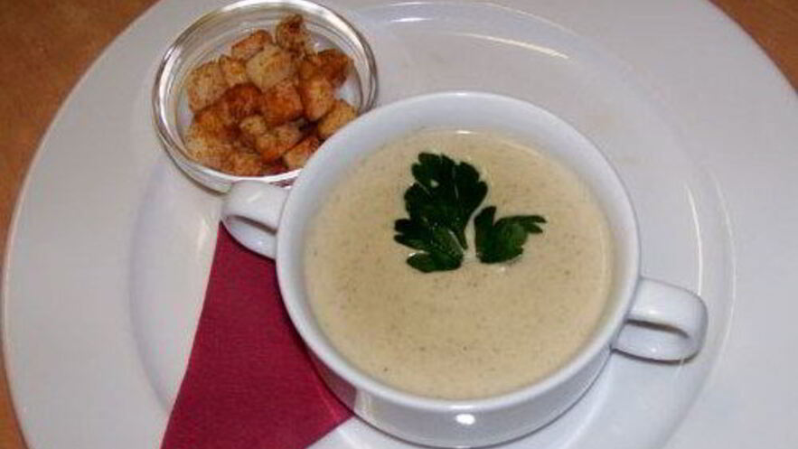 Рецепт супа-пюре из грибов в мультиварке