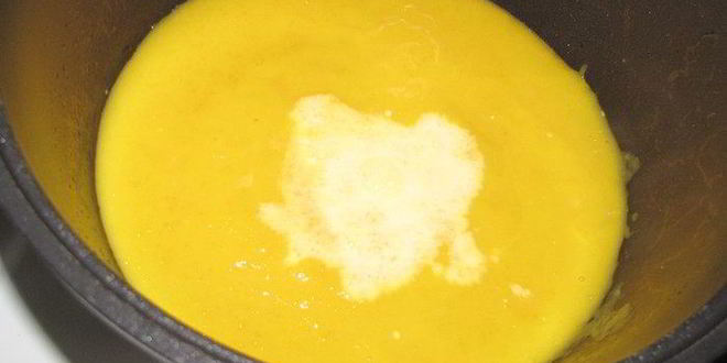 Рецепт супа-пюре из тыквы с беконом и орехами
