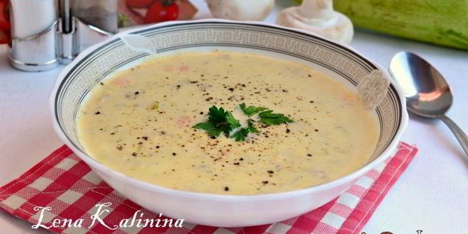 Рецепт супа-пюре с кабачками, шампиньонами и плавленым сыром