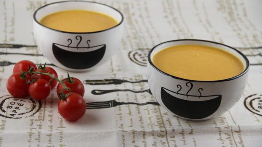 Рецепт тыквенно-морковного суп-пюре с кокосовым молоком и имбирем