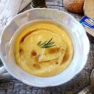 Рецепт Тыквенного супа-пюре с чесноком и розмарином