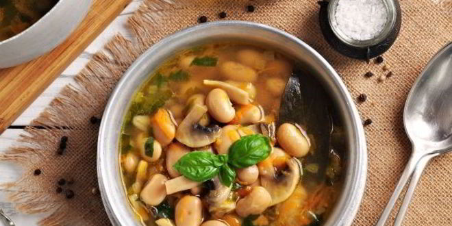 Рецепт супа с фасолью и грибами