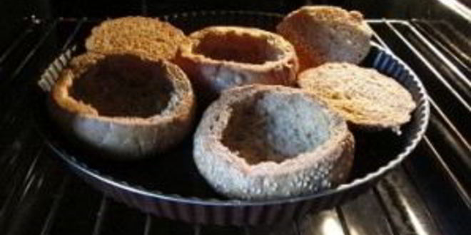 Рецепт супа в тарелке из хлеба