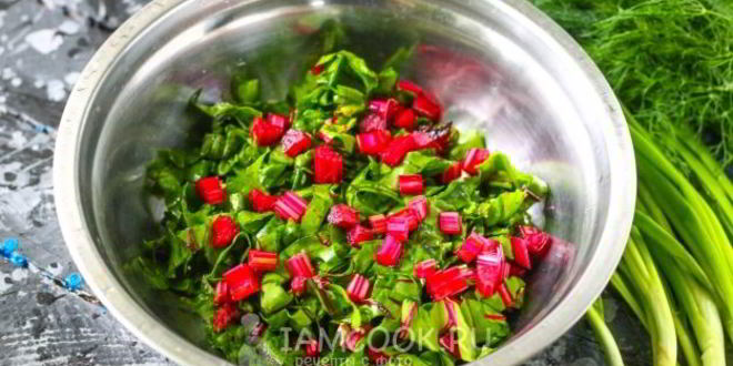 Рецепт свекольника с ботвой