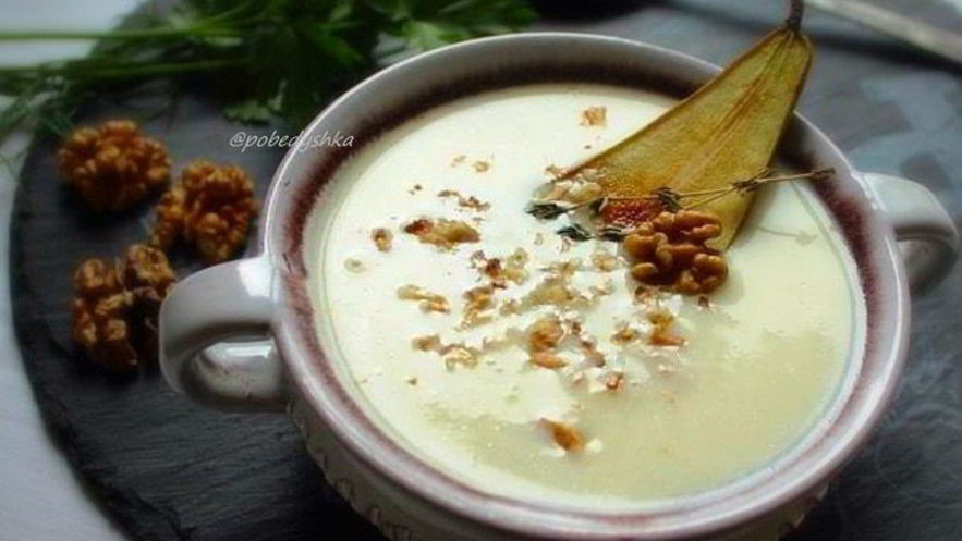 Рецепт сырного супа с грушей и грецкими орехами