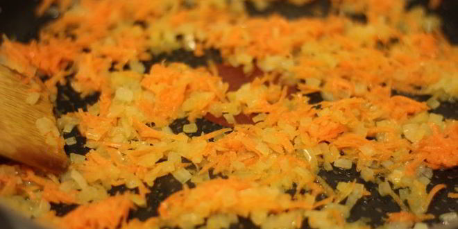 Рецепт сырного супа с кнелями