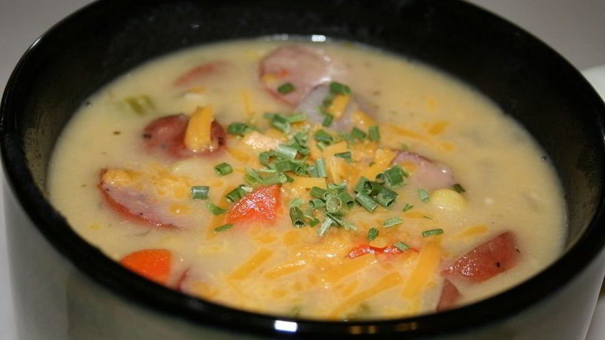 Рецепт сырного супа с копченой колбасой