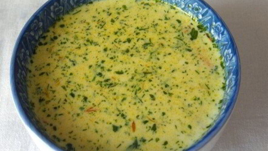 Рецепт сырного супа с копчеными ребрышками