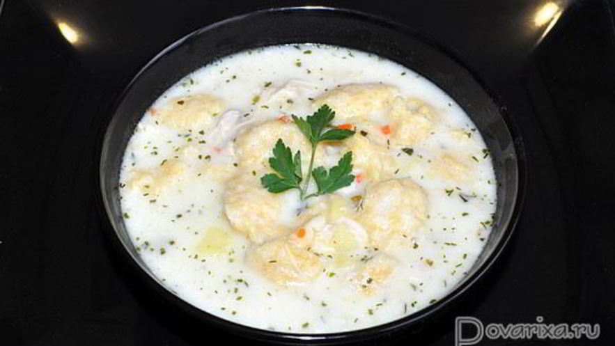 Рецепт сырного супа с кукурузными клецками