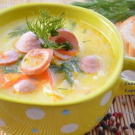 Рецепт Сырного супа с сосисками