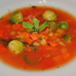 Рецепт Томатного супа с брюссельской капустой и репой