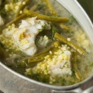 Рецепт Ухи с пшеном, зеленой фасолью и водкой