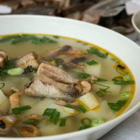 Уха с яйцом