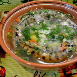 Рецепт Ухи в горшочке с грибным пирогом