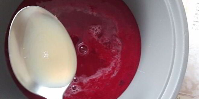 Рецепт блинчиков любимых с ягодным курдом