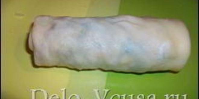 Рецепт блинчиков с куриным филе, грибами и сыром