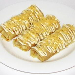 Рецепт Блинчиков с курицей и сыром