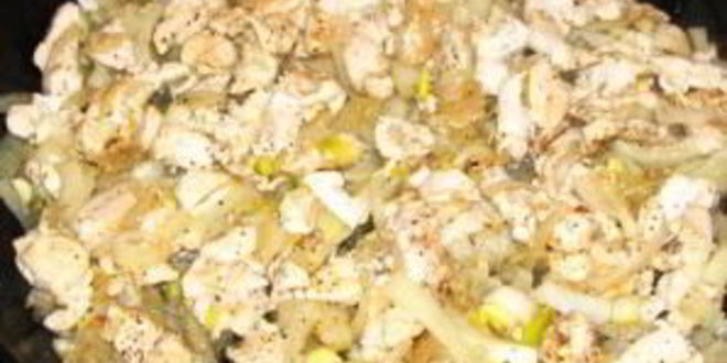 Рецепт блинчиков с курицей и сыром