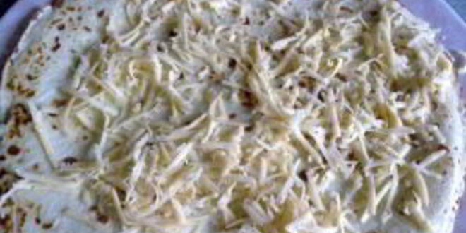 Рецепт блинчиков с моцареллой и красной рыбой