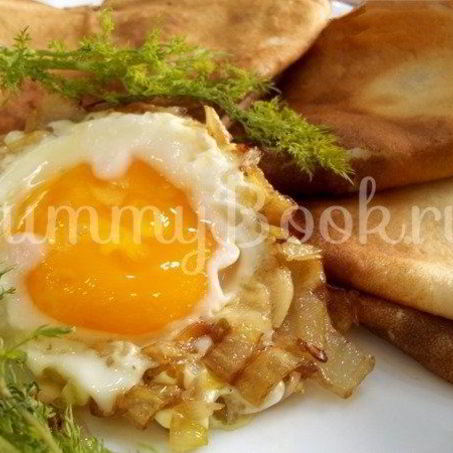 Рецепт Блинчиков с яичницей