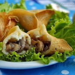 Рецепт Блинов на дрожжах с грибами и сыром