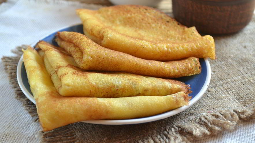 Рецепт блинов на дрожжах тонкие