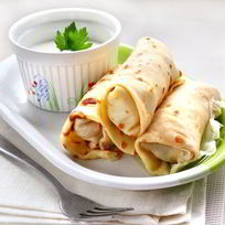 Блины по-польски с курицей и курагой