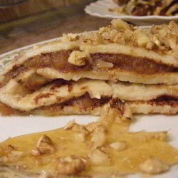 Рецепт Блинов с медом и орехами