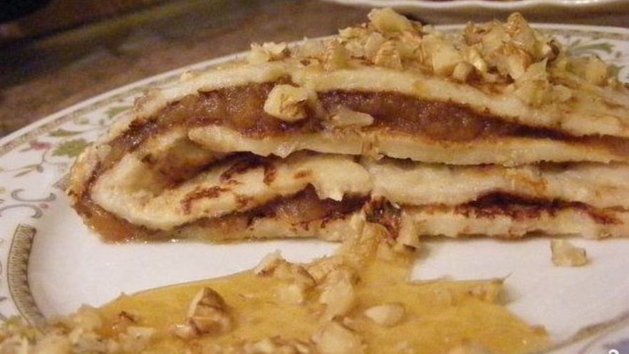 Рецепт блинов с медом и орехами