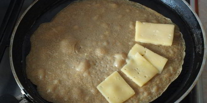 Рецепт голландских блинов с сыром