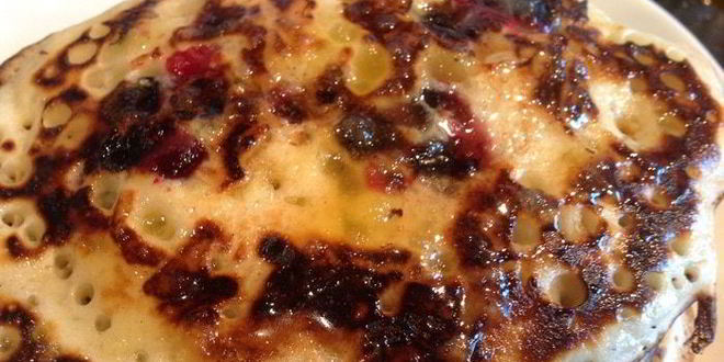 Рецепт панкейков с черной смородиной