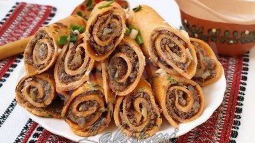 Рецепт томатных вкусных блинчиков