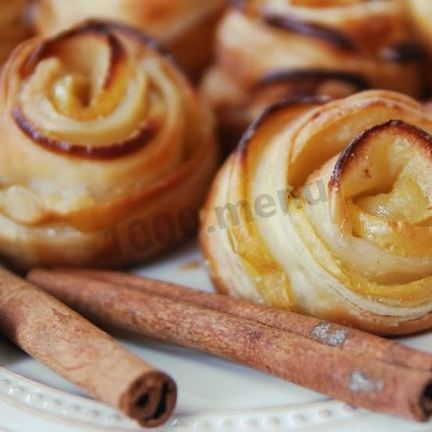 Рецепт Бездрожжевых булочек из слоеного теста