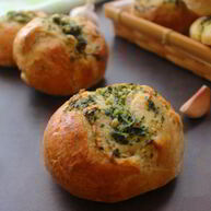 Рецепт Булочек с чесноком и зеленью