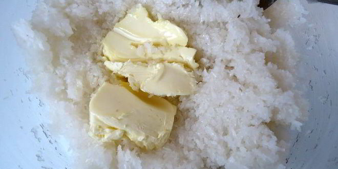 Рецепт булочек с кокосом и миндальным штрейзелем