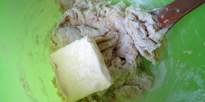 Рецепт булочек с кокосом и миндальным штрейзелем